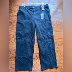 No Boundaries Black Cargo Pants for Women